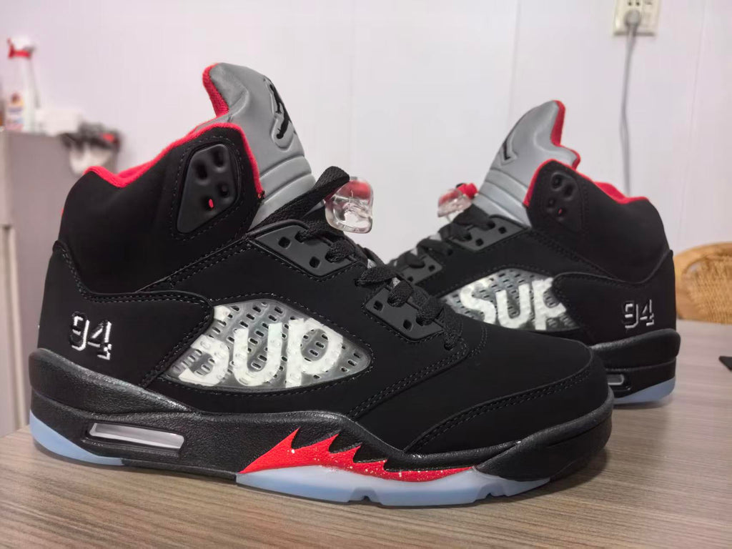 Supreme x Air Jordan 5 Retro “Black”