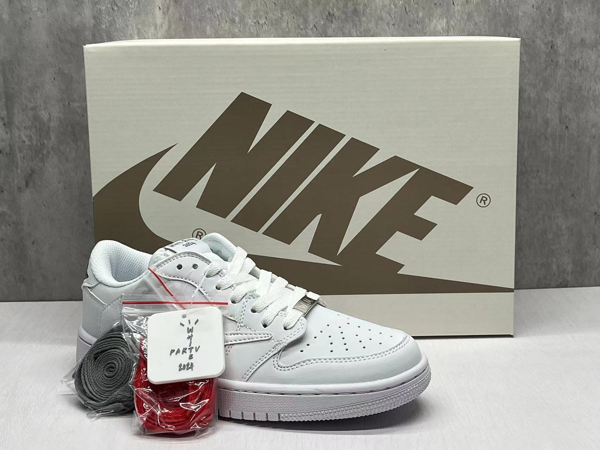 Air Jordan 1 Retro Low White