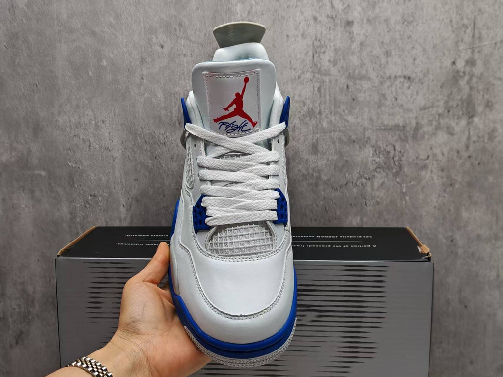 Air Jordan 4 Retro “Military Blue” 2006
