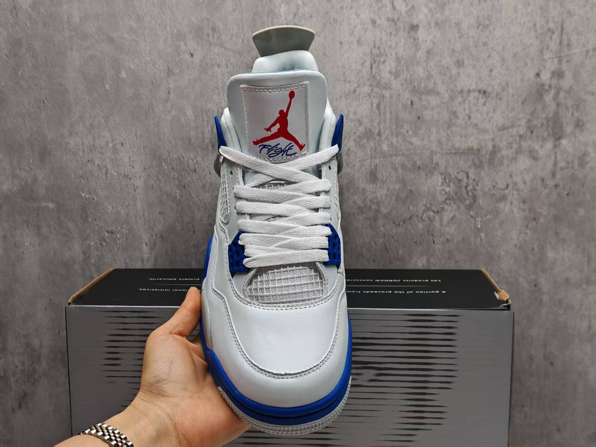 Air Jordan 4 Retro “Military Blue” 2006