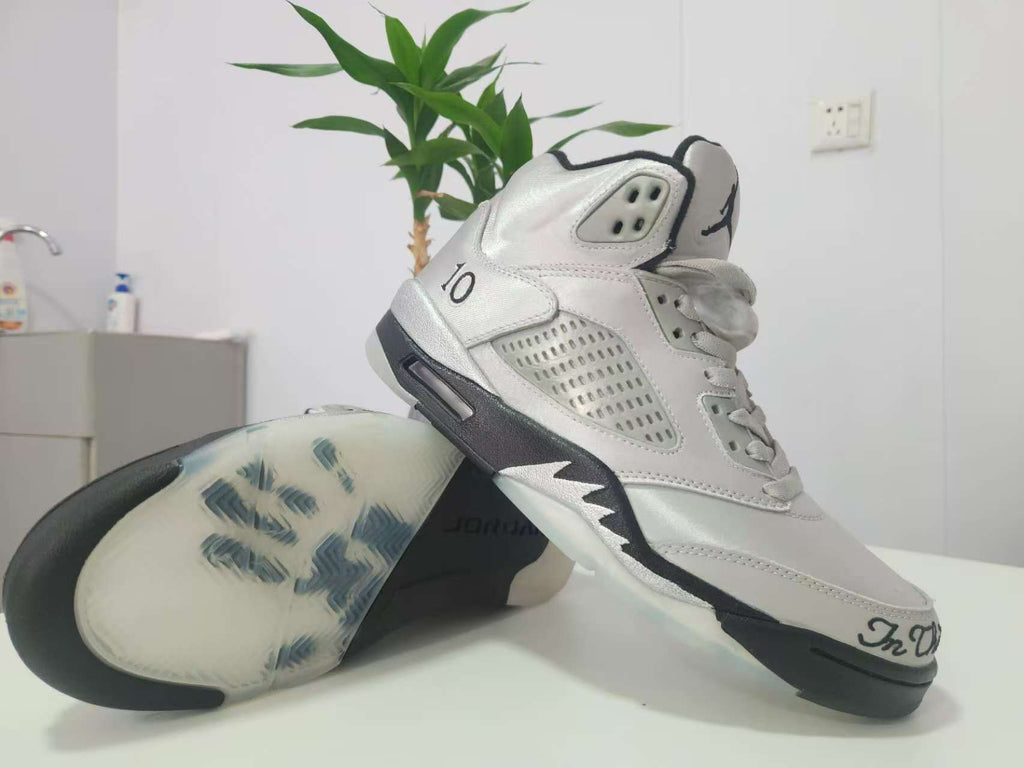 Women’s Air Jordan 5 Retro “Wings”