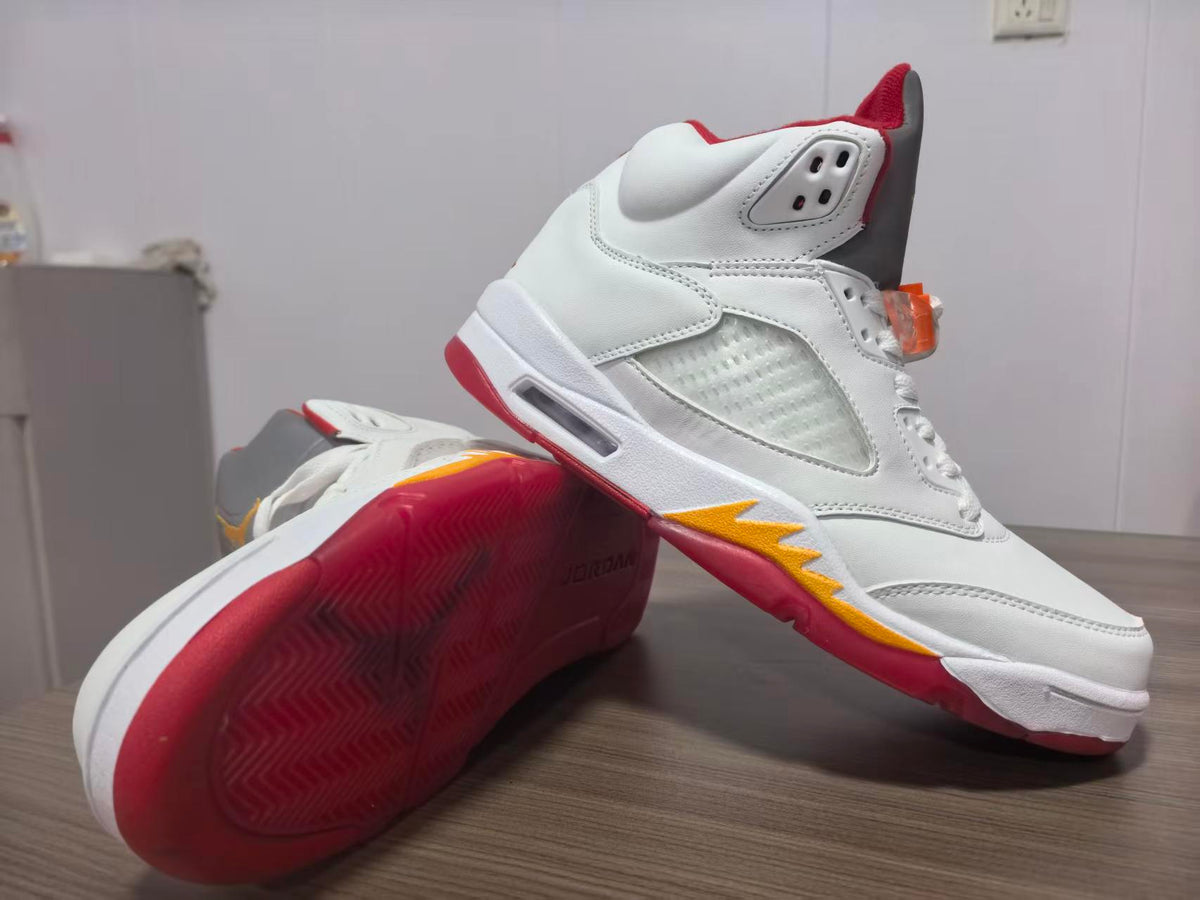 Women’s Air Jordan 5 Retro “White Sunset”