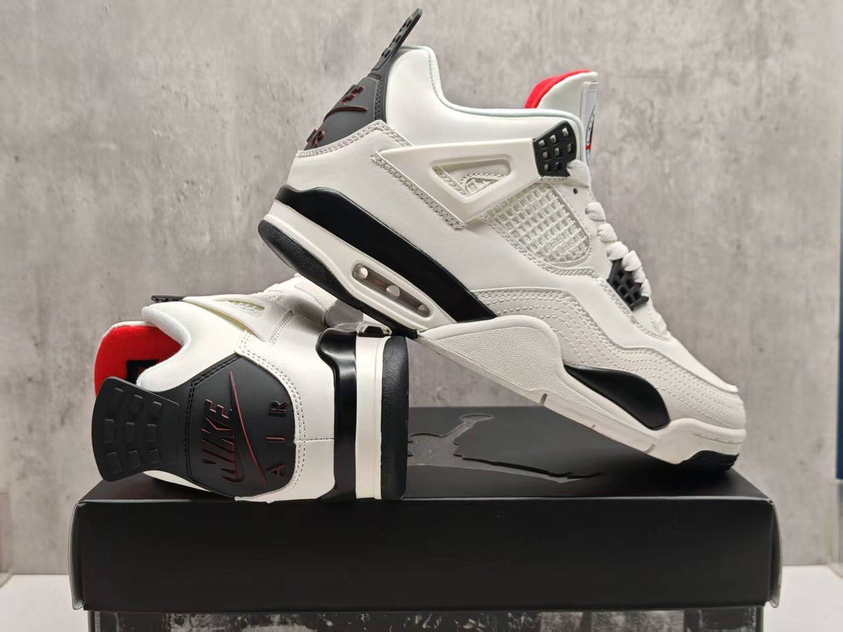 Air Jordan 4 Retro Flight Club