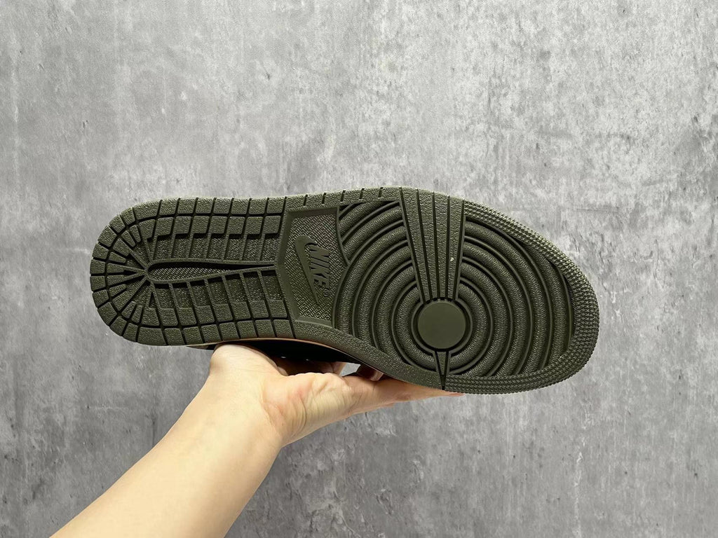 Air Jordan 1 Low Olive Green/Black