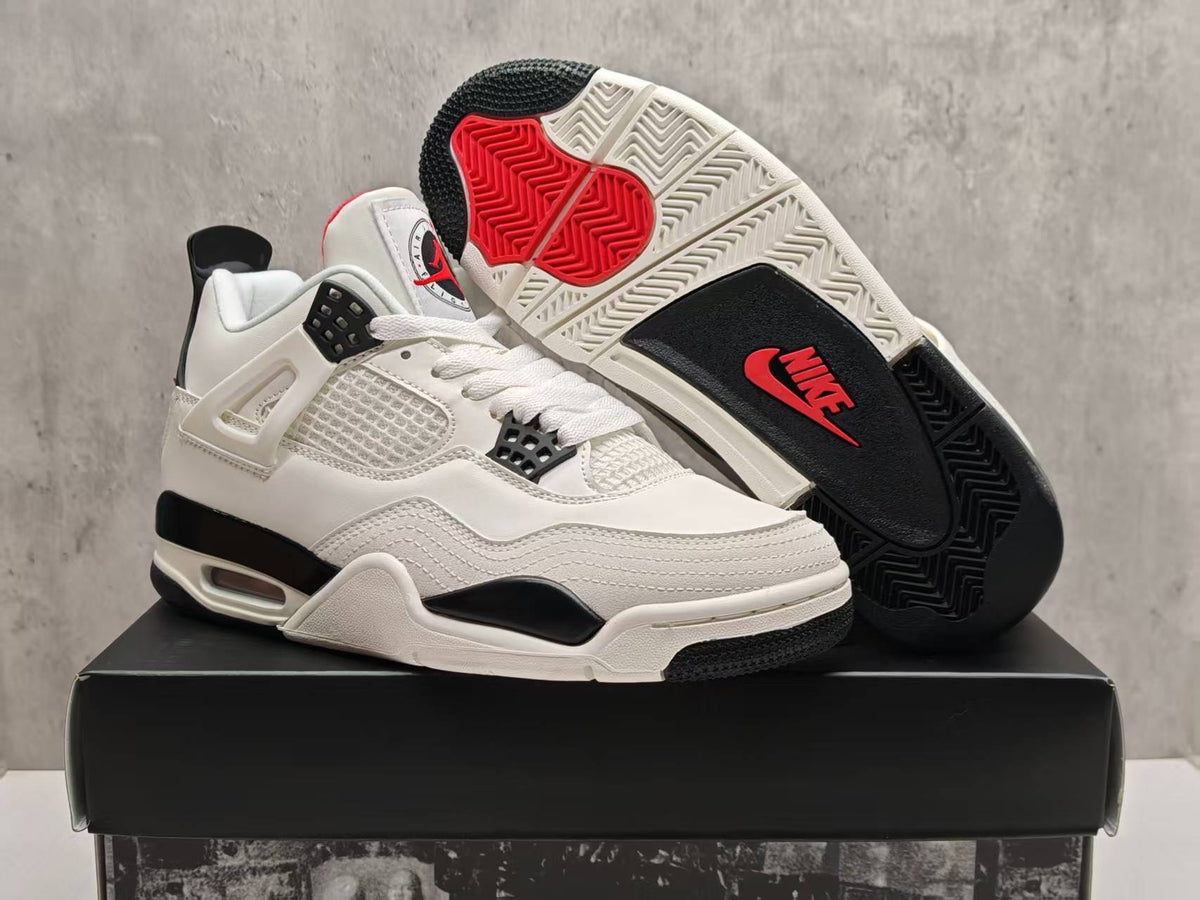 Air Jordan 4 Retro Flight Club