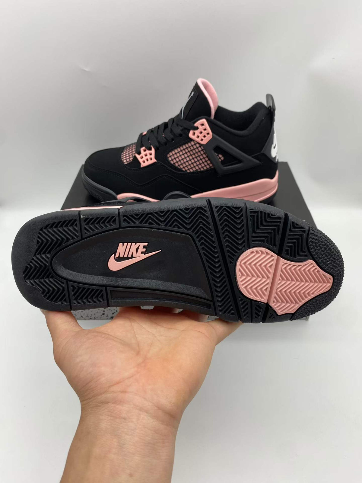 Women’s Air Jordan 4 Retro “Rust Pink Thunder”