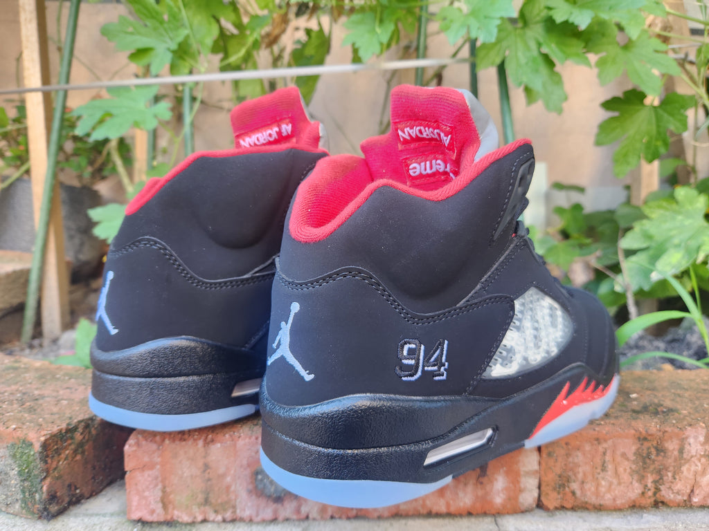 Air Jordan 5 Retro Supreme “Black” 2015