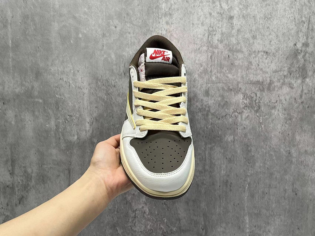 Travis Scott x Air Jordan 1 Low Mocha 2019