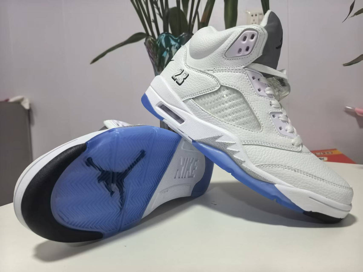 Air Jordan 5 Retro OG White Black Metallic Silver