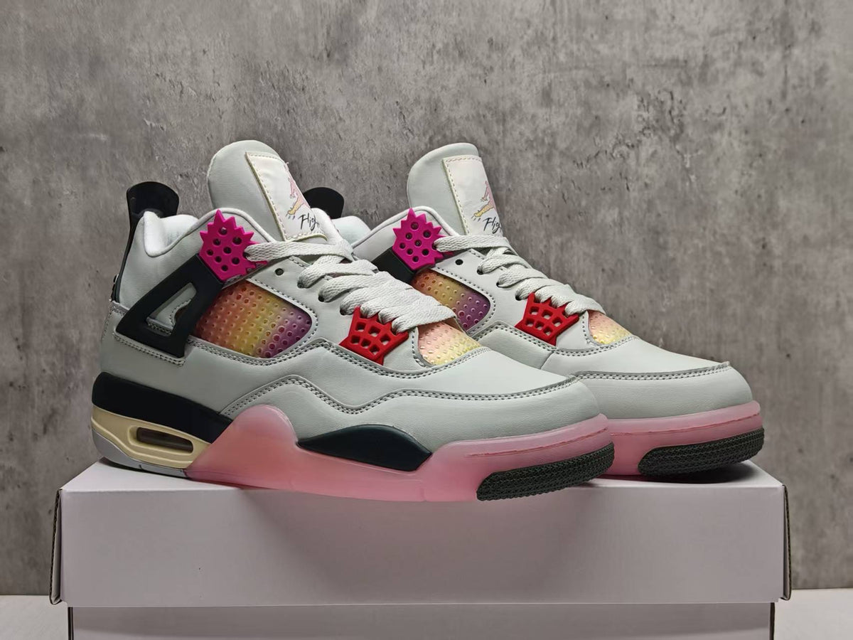 Air Jordan 4 Retro “Comic”