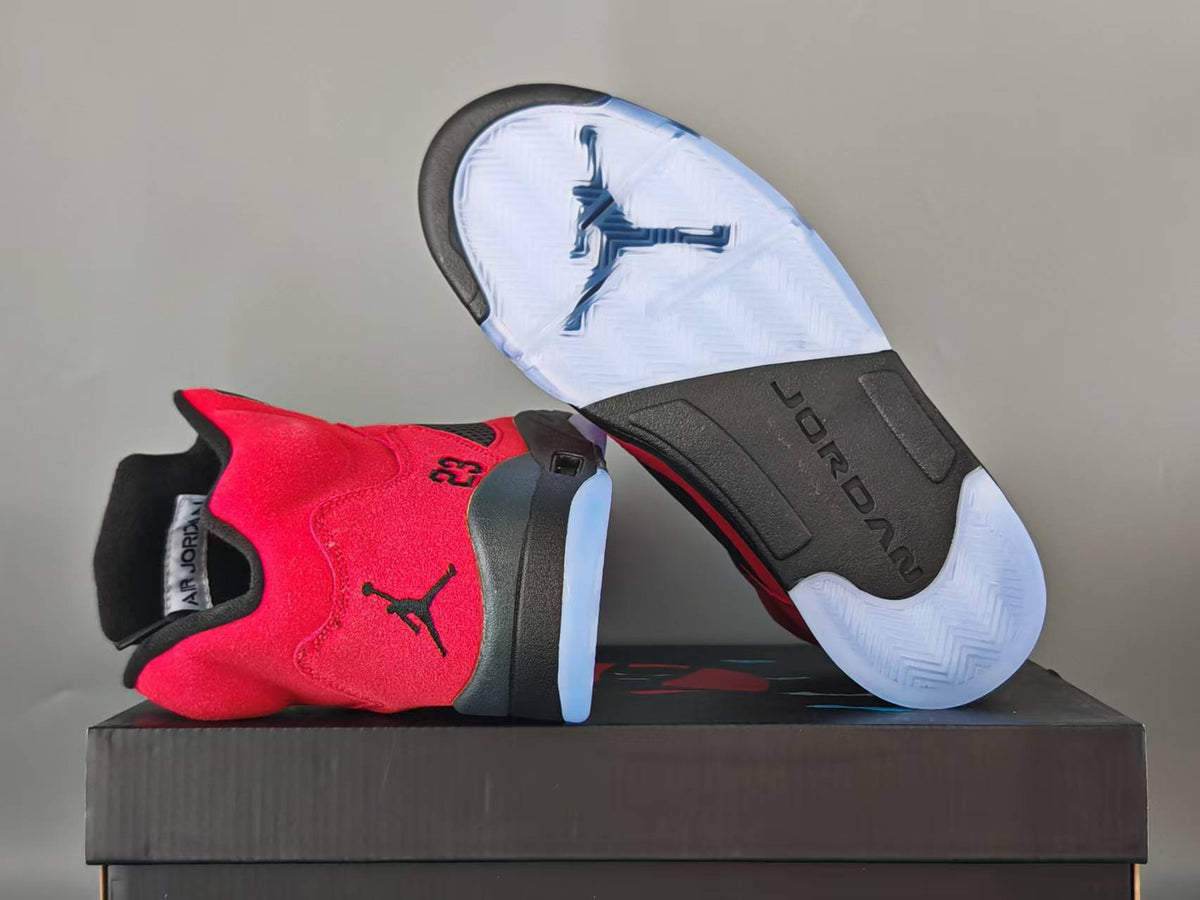 Air Jordan 5 Retro “Raging Bull” 2021