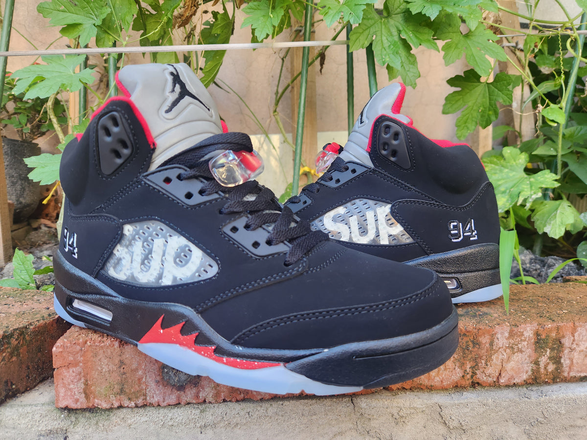 Air Jordan 5 Retro Supreme “Black” 2015