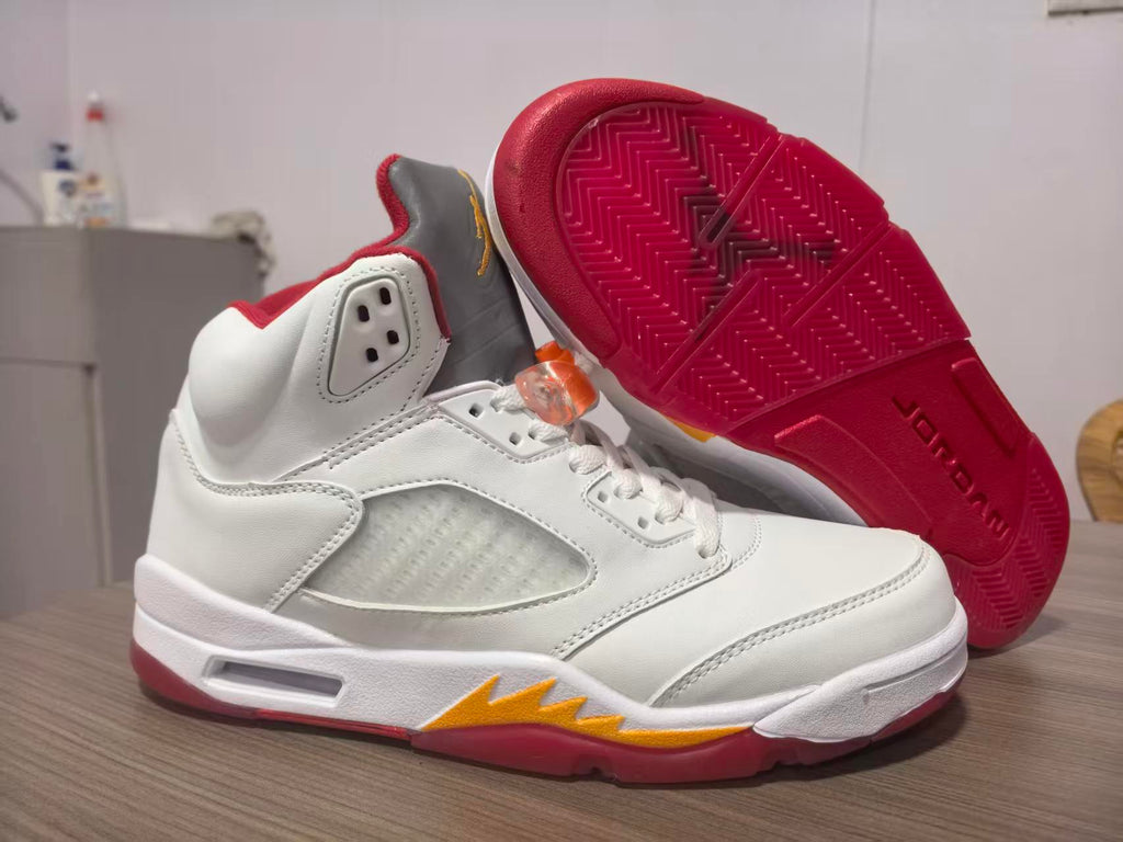 Women’s Air Jordan 5 Retro “White Sunset”