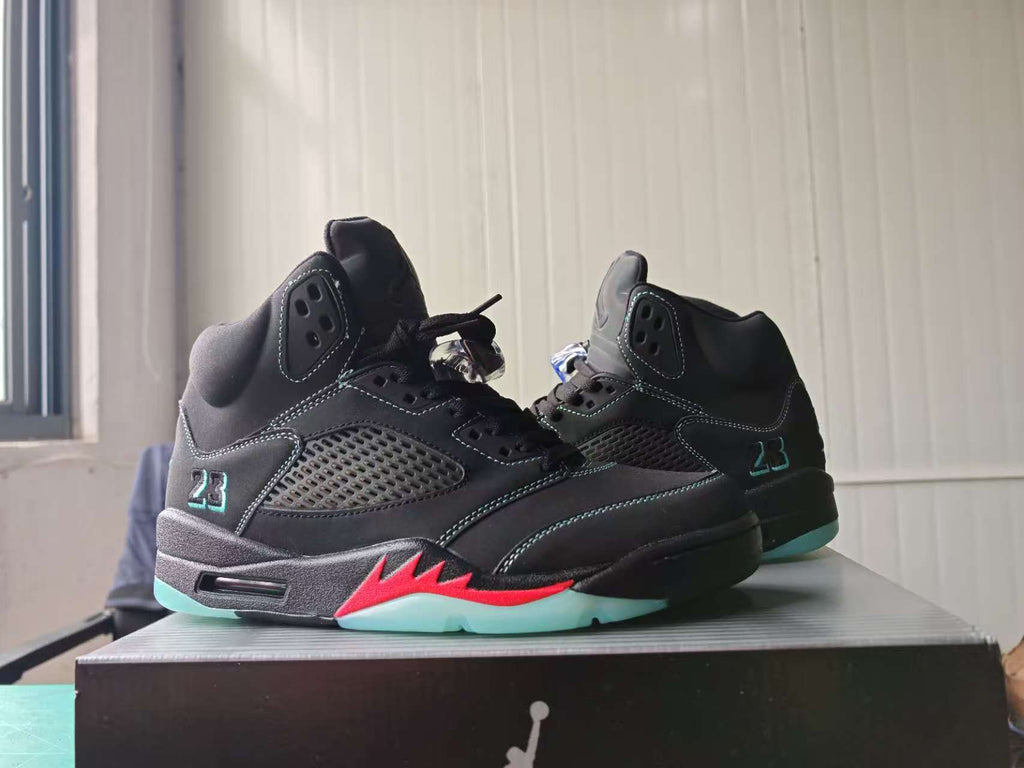 Air Jordan 5 Retro Halloween
