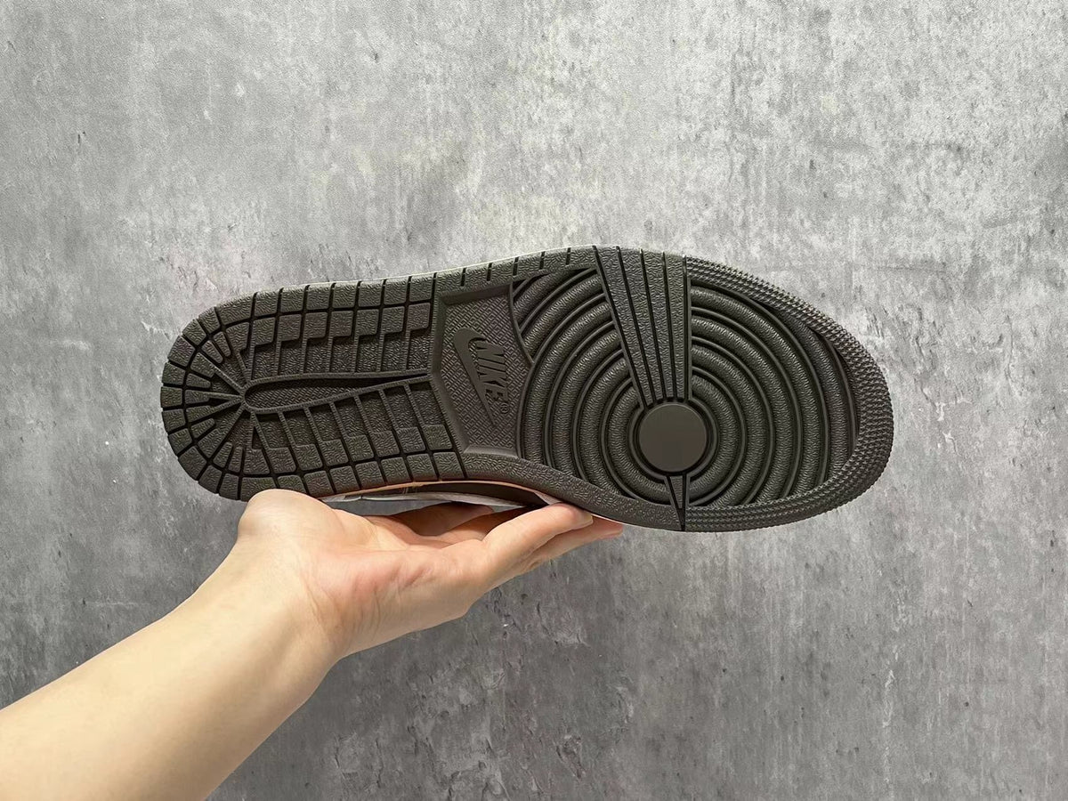 Travis Scott x Air Jordan 1 Low Mocha 2019