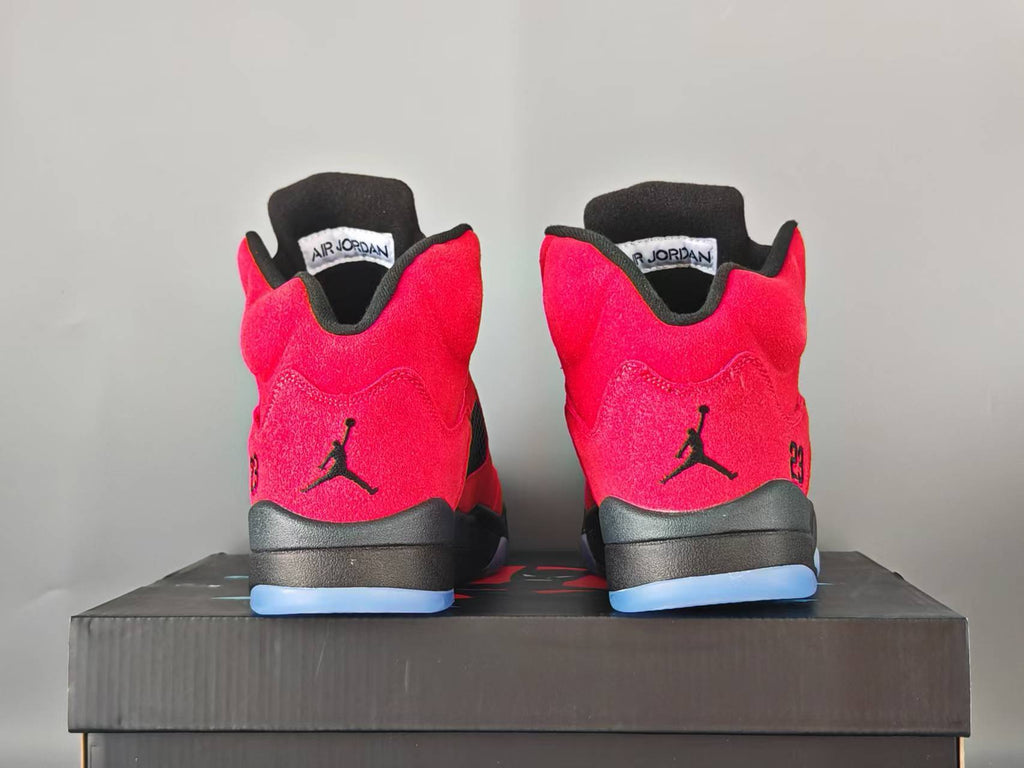 Air Jordan 5 Retro “Raging Bull” 2021