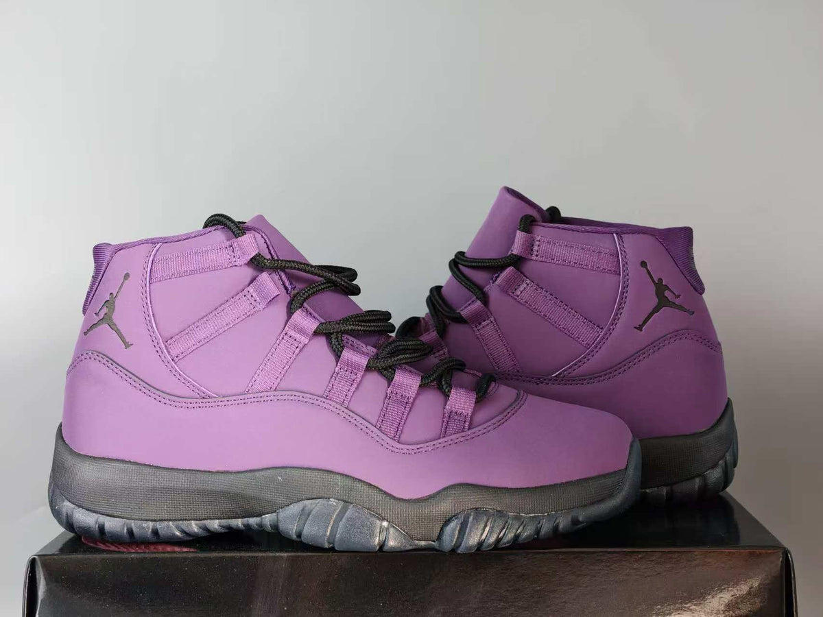 Air Jordan 11 Mojave