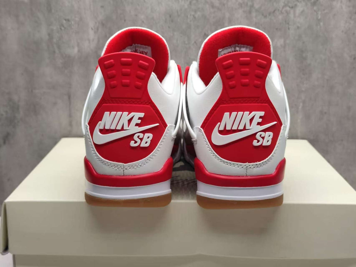 Nike SB x Air Jordan 4 Retro SP Varsity Red