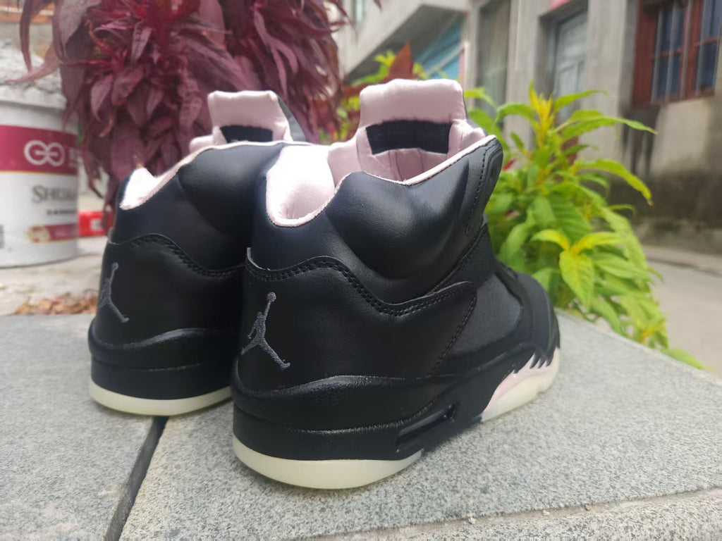 Paris Saint-Germain x Air Jordan 5 Off Noir