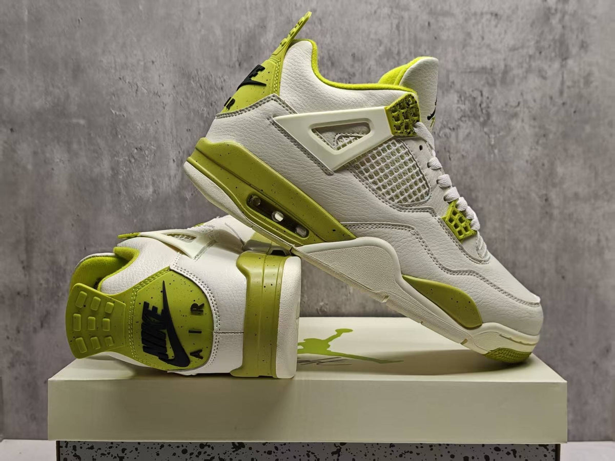 Women’s Air Jordan 4 Retro “Oil Green”
