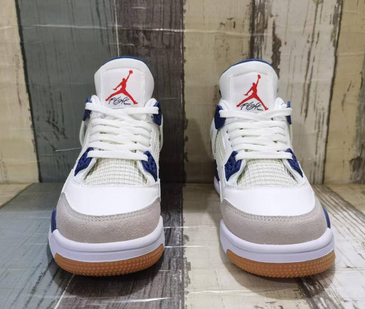 Air Jordan 4 Retro White Navy Gum Sole