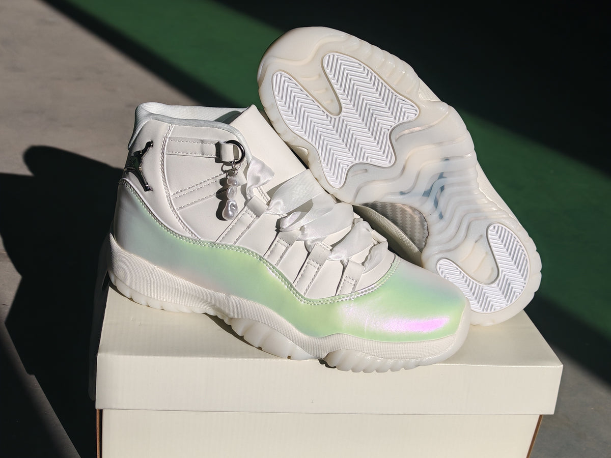 Air Jordan 11 Retro Pearl White Iridescent